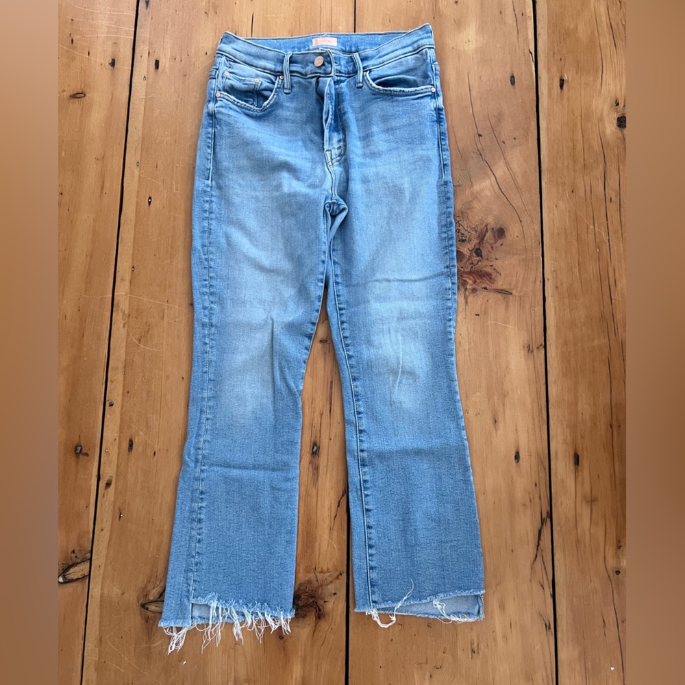 MOTHER the Insider Crop Step Fray jeans in Limited Edition, size 29